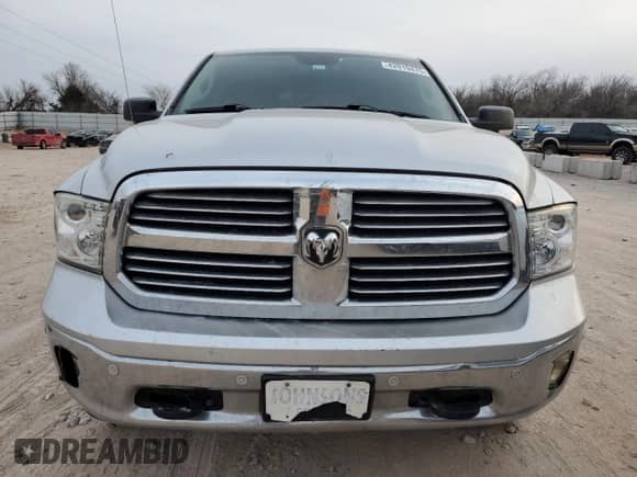 2016 Ram 1500 SLT with VIN 1C6RR7LM6GS175492, listed as a Copart auction lot 42919475 with 333,855 mi miles and Clean title. Bid and sale history available at DreamBid. Image 5.