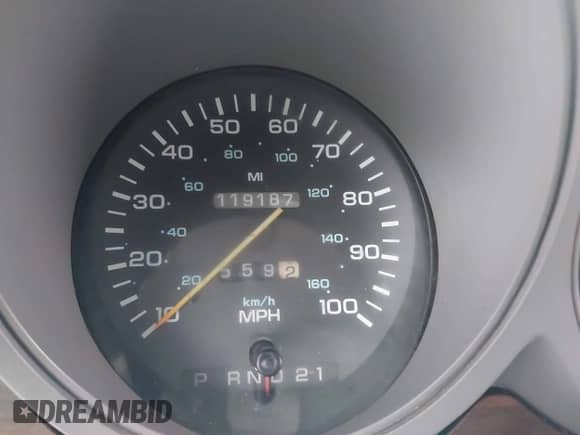 1996 Dodge RAM with VIN 2B6KB31YXTK112921, listed as a IAAI auction lot 42784434 with 119,187 mi miles and . Bid and sale history available at DreamBid. Image 15.