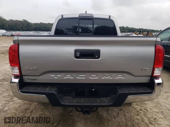 2017 Toyota Tacoma TRD Off Road with VIN 3TMCZ5AN7HM117058, listed as a Copart auction lot 83924325 with Not provided miles and Salvage title. Bid and sale history available at DreamBid. Image 6.