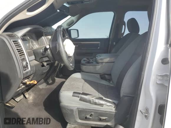 2018 Ram 1500 Big Horn с VIN 1C6RR6TT1JS119047, выставлен на аукционе Copart как лот 41587135 с пробегом 86 446 миль миль и Списание • Salvage title. История ставок и продаж доступна на DreamBid. Изображение 7.