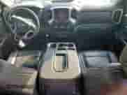 2022 Chevrolet Silverado 3500HD LT z VIN 1GC4YTEY9NF268074, wystawiony jako Copart lot #71039905 z przebiegiem 135 342 mil mil oraz Czysty tytuł • Clean title. Historia ofert i sprzedaży dostępna na DreamBid. Obrazek 8.