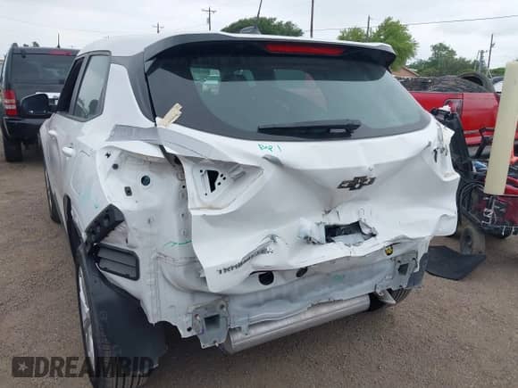 2023 Chevrolet TrailBlazer LS with VIN KL79MMS25PB198197, listed as a IAAI auction lot 42120418 with 6,503 mi miles and . Bid and sale history available at DreamBid. Image 3.