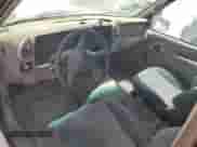 1998 GMC Sierra 1500 z VIN 1GTEC19W5WE518398, wystawiony jako Copart lot #73168034 z przebiegiem 356 084 mil mil oraz Szkoda całkowita • Salvage title. Historia ofert i sprzedaży dostępna na DreamBid. Obrazek 8.