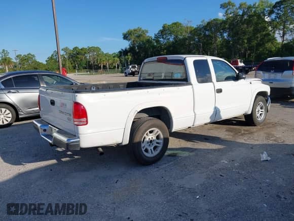 2003 Dodge Dakota с VIN 1D7HL12X13S319223, выставлен на аукционе IAAI как лот 42512419 с пробегом 286 021 миль миль и . История ставок и продаж доступна на DreamBid. Изображение 4.