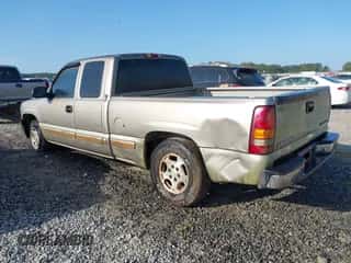 2002 Chevrolet Silverado 1500 LS с VIN 2GCEC19V021167175, выставлен на аукционе IAAI как лот 43290516 с пробегом Не указан миль и . История ставок и продаж доступна на DreamBid. Изображение 3.