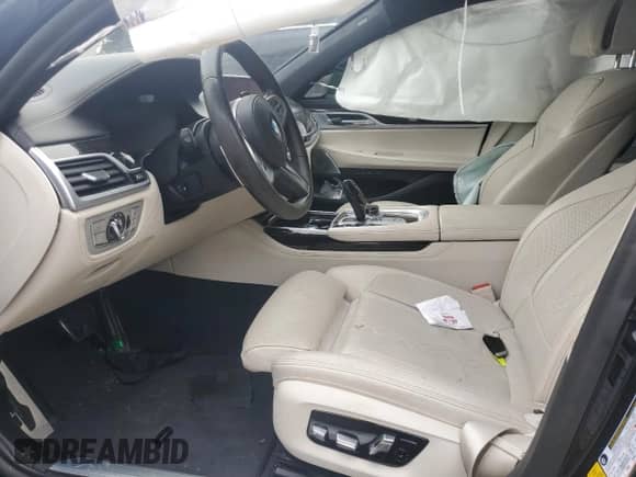 2020 BMW 7 Series 750i xDrive with VIN WBA7U2C04LGM27216, listed as a Copart auction lot 66707815 with Not provided miles and Salvage title. Bid and sale history available at DreamBid. Image 7.