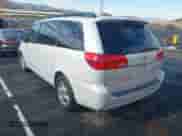 2004 Toyota Sienna XLE z VIN 5TDZA22CX4S094673, wystawiony jako IAAI lot #43298675 z przebiegiem 250 775 mil mil oraz . Historia ofert i sprzedaży dostępna na DreamBid. Obrazek 3.