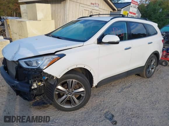 2016 Hyundai Santa Fe Premium с VIN KM8SNDHF2GU136655, выставлен на аукционе IAAI как лот 43224932 с пробегом 134 690 миль миль и . История ставок и продаж доступна на DreamBid. Изображение 22.