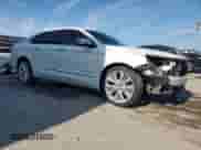 2017 Chevrolet Impala Premier z VIN 1G1145S32HU164294, wystawiony jako Copart lot #70271965 z przebiegiem 130 435 mil mil oraz Szkoda całkowita • Salvage title. Historia ofert i sprzedaży dostępna na DreamBid. Obrazek 4.