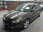 2015 Chevrolet Cruze Diesel z VIN 1G1P75SZ7F7215841, wystawiony jako IAAI lot #43261045 z przebiegiem 135 686 mil mil oraz . Historia ofert i sprzedaży dostępna na DreamBid. Obrazek 17.