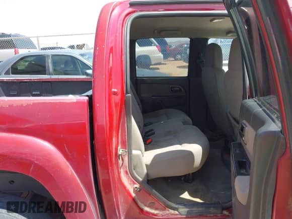 2005 Chevrolet Colorado 1SE LS Z71 with VIN 1GCDS136158217664, listed as a IAAI auction lot 42663424 with 188,243 mi miles and . Bid and sale history available at DreamBid. Image 8.