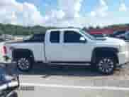 2013 Chevrolet Silverado 3500HD Work Truck с VIN 1GC2KYEG8DZ181745, выставлен на аукционе IAAI как лот 42968414 с пробегом 421 104 миль миль и . История ставок и продаж доступна на DreamBid. Изображение 13.