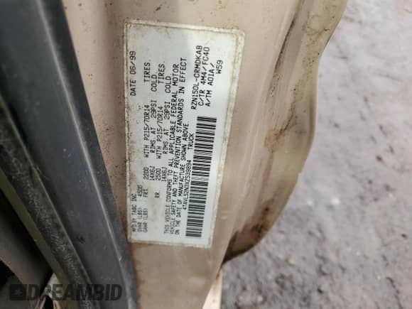 1999 Toyota Tacoma z VIN 4TAVL52N3XZ539894, wystawiony jako Copart lot #81200825 z przebiegiem 179 121 mil mil oraz Szkoda całkowita • Salvage title. Historia ofert i sprzedaży dostępna na DreamBid. Obrazek 12.