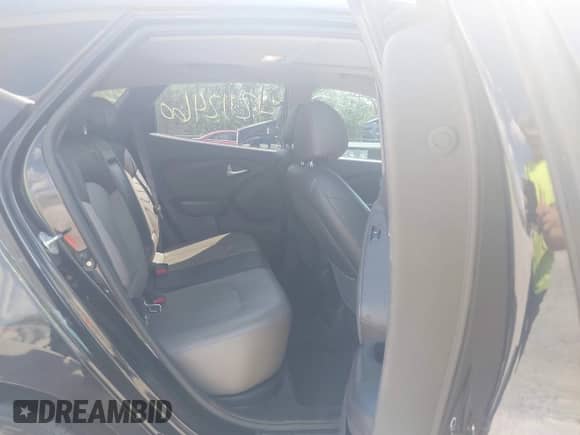 2013 Hyundai Tucson GLS с VIN KM8JUCAC0DU583070, выставлен на аукционе IAAI как лот 42112460 с пробегом 142 720 миль миль и . История ставок и продаж доступна на DreamBid. Изображение 8.