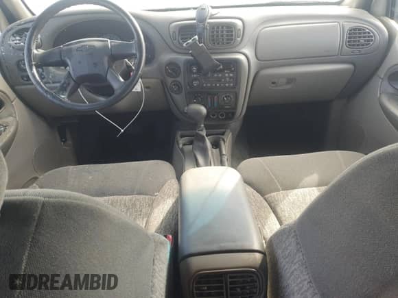 2002 Chevrolet TrailBlazer LS с VIN 1GNDT13S122276844, выставлен на аукционе Copart как лот 48006595 с пробегом 92 434 миль миль и Списание • Salvage title. История ставок и продаж доступна на DreamBid. Изображение 8.