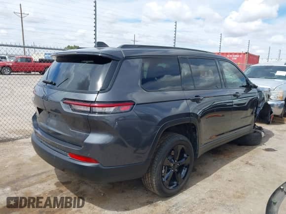 2023 Jeep Grand Cherokee Altitude with VIN 1C4RJKAG6P8701083, listed as a IAAI auction lot 41887648 with 43,298 mi miles and . Bid and sale history available at DreamBid. Image 4.