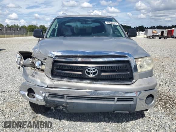 2011 Toyota Tundra z VIN 5TFEY5F10BX114151, wystawiony jako Copart lot #85832145 z przebiegiem 177 884 mil mil oraz Szkoda całkowita • Salvage title. Historia ofert i sprzedaży dostępna na DreamBid. Obrazek 5.