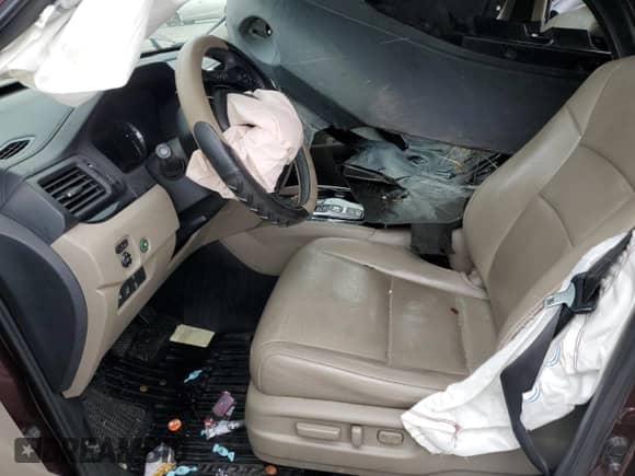 2017 Honda Pilot Touring z VIN 5FNYF6H93HB062593, wystawiony jako Copart lot #81287215 z przebiegiem Nie podano mil oraz Szkoda całkowita • Salvage title. Historia ofert i sprzedaży dostępna na DreamBid. Obrazek 7.