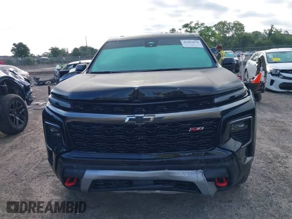 2024 Chevrolet Traverse AWD Z71 с VIN 1GNEVJKS2RJ148970, выставлен на аукционе IAAI как лот 42183029 с пробегом 22 876 миль миль и . История ставок и продаж доступна на DreamBid. Изображение 12.