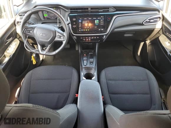 2023 Chevrolet Bolt EV 1LT z VIN 1G1FW6S00P4201143, wystawiony jako Copart lot #84454075 z przebiegiem 52 355 mil mil oraz Czysty tytuł • Clean title. Historia ofert i sprzedaży dostępna na DreamBid. Obrazek 8.