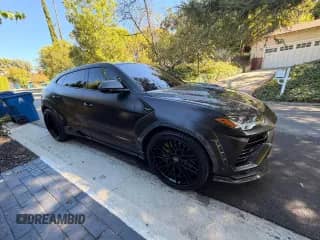 2019 Lamborghini Urus с VIN ZPBUA1ZL8KLA04132, выставлен на аукционе Copart как лот 87309295 с пробегом 52 699 миль миль и Чистый • Clean title. История ставок и продаж доступна на DreamBid. Изображение 1.