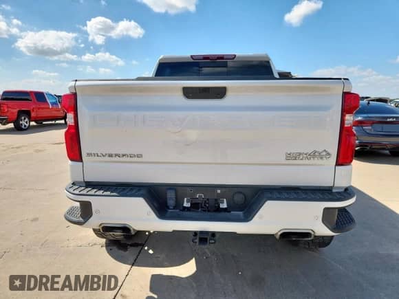 2022 Chevrolet Silverado 1500 High Country z VIN 3GCUYHED0NG150259, wystawiony jako Copart lot #67218675 z przebiegiem 51 295 mil mil oraz Szkoda całkowita • Salvage title. Historia ofert i sprzedaży dostępna na DreamBid. Obrazek 6.
