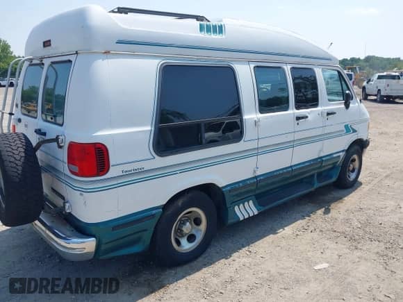 1997 Dodge Cargo с VIN 2B6HB21Y2VK577961, выставлен на аукционе IAAI как лот 42399805 с пробегом 169 254 миль миль и . История ставок и продаж доступна на DreamBid. Изображение 4.