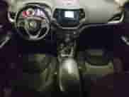 2014 Jeep Cherokee Latitude с VIN 1C4PJMCB0EW204964, выставлен на аукционе Copart как лот 81264915 с пробегом 154 529 миль миль и Чистый • Clean title. История ставок и продаж доступна на DreamBid. Изображение 8.