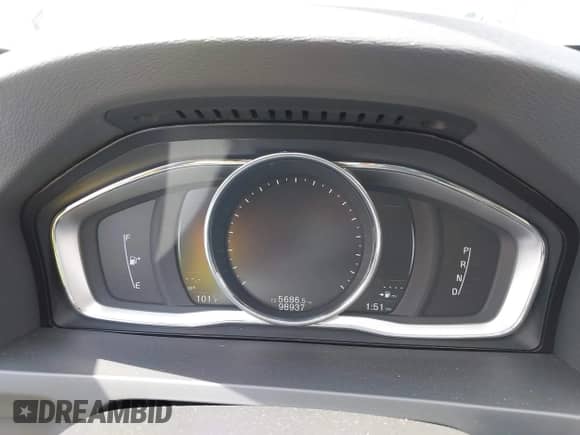 2018 Volvo S60 Inscription с VIN LYV402HK1JB160752, выставлен на аукционе IAAI как лот 43115282 с пробегом 98 937 миль миль и . История ставок и продаж доступна на DreamBid. Изображение 7.