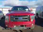 2013 Ford F-150 Lariat z VIN 1FTFW1ET6DKE03881, wystawiony jako IAAI lot #43537318 z przebiegiem 226 890 mil mil oraz . Historia ofert i sprzedaży dostępna na DreamBid. Obrazek 12.