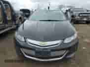 2017 Chevrolet Volt LT z VIN 1G1RA6S53HU157583, wystawiony jako Copart lot #42062693 z przebiegiem 80 425 mil mil oraz . Historia ofert i sprzedaży dostępna na DreamBid. Obrazek 5.