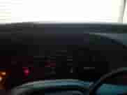 2006 Ford Econoline Cargo z VIN 1FTNE24L16DA80305, wystawiony jako Copart lot #44340445 z przebiegiem 329 421 mil mil oraz Czysty tytuł • Clean title. Historia ofert i sprzedaży dostępna na DreamBid. Obrazek 9.