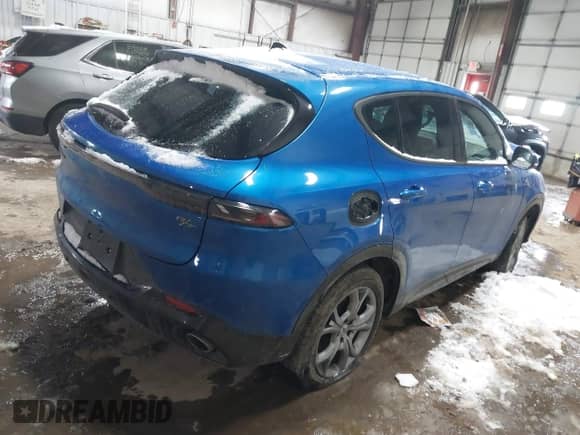 2024 Dodge Hornet R/T z VIN ZACPDFCW9R3A15083, wystawiony jako IAAI lot #41595221 z przebiegiem 16 119 mil mil oraz . Historia ofert i sprzedaży dostępna na DreamBid. Obrazek 4.