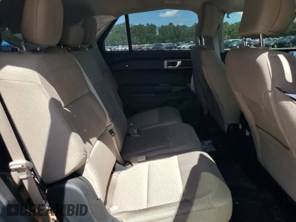 2021 Ford Explorer z VIN 1FMSK7BH8MGC33521, wystawiony jako Copart lot #81257655 z przebiegiem 77 902 mil mil oraz Nie do naprawy • Non repairable. Historia ofert i sprzedaży dostępna na DreamBid. Obrazek 11.