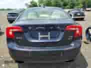 2016 Volvo S60 T5 Premier z VIN YV1612TK3G2414236, wystawiony jako Copart lot #64383265 z przebiegiem 130 704 mil mil oraz Szkoda całkowita • Salvage title. Historia ofert i sprzedaży dostępna na DreamBid. Obrazek 6.