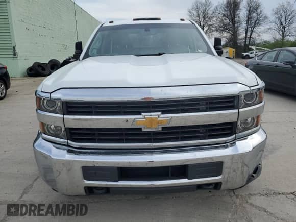 2019 Chevrolet Silverado 2500HD Work Truck z VIN 1GC1KREG7KF227727, wystawiony jako Copart lot #53440745 z przebiegiem 103 013 mil mil oraz Szkoda całkowita • Salvage title. Historia ofert i sprzedaży dostępna na DreamBid. Obrazek 5.