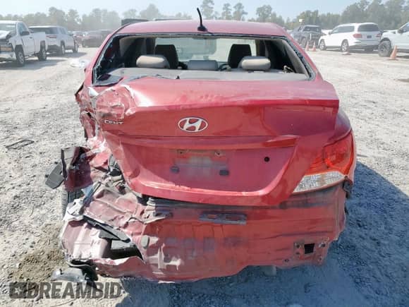 2014 Hyundai Accent GLS z VIN KMHCU4AE5EU751433, wystawiony jako Copart lot #86447105 z przebiegiem 132 412 mil mil oraz Szkoda całkowita • Salvage title. Historia ofert i sprzedaży dostępna na DreamBid. Obrazek 6.