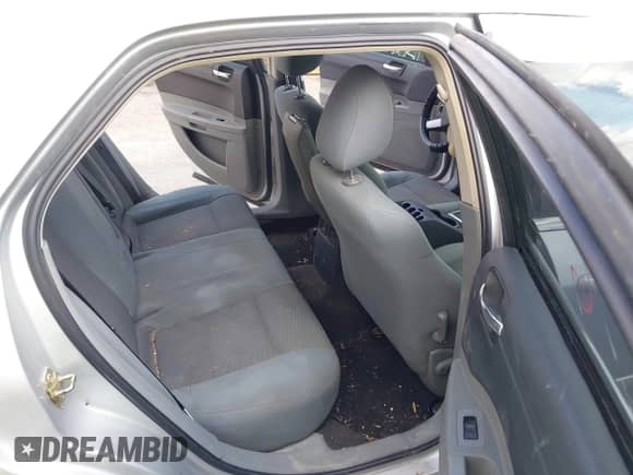 2005 Chrysler 300 300 with VIN 2C3JA43R15H539351, listed as a IAAI auction lot 42490185 with Not provided miles and . Bid and sale history available at DreamBid. Image 8.