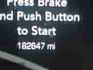 2016 Chrysler 300 Anniversary Edition z VIN 2C3CCAAG5GH243285, wystawiony jako IAAI lot #42381873 z przebiegiem 182 647 mil mil oraz . Historia ofert i sprzedaży dostępna na DreamBid. Obrazek 16.