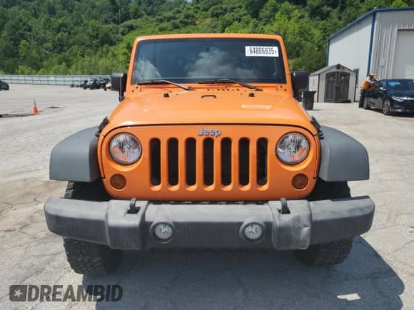2013 Jeep Wrangler Rubicon 10th Anniversary with VIN 1C4BJWCG0DL526182, listed as a Copart auction lot 64806935 with 25,007 mi miles and Clean title. Bid and sale history available at DreamBid. Image 5.