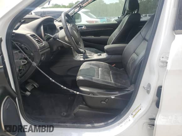 2018 Jeep Grand Cherokee High Altitude z VIN 1C4RJFCM8JC394353, wystawiony jako Copart lot #50922805 z przebiegiem 81 140 mil mil oraz Szkoda całkowita • Salvage title. Historia ofert i sprzedaży dostępna na DreamBid. Obrazek 7.