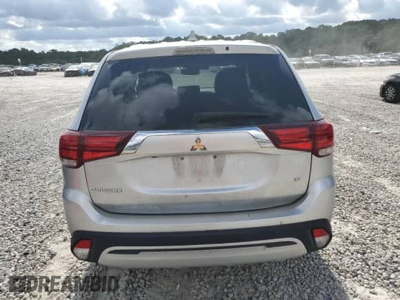 2020 Mitsubishi Outlander SE z VIN JA4AD3A35LZ011203, wystawiony jako Copart lot #64940845 z przebiegiem 114 882 mil mil oraz Szkoda całkowita • Salvage title. Historia ofert i sprzedaży dostępna na DreamBid. Obrazek 6.