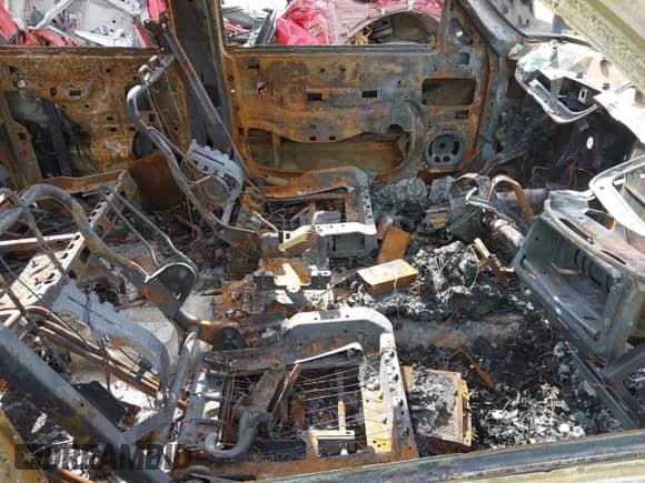 2003 Chevrolet Silverado 1500HD LS с VIN 1GCGK13U93F203371, выставлен на аукционе IAAI как лот 42706718 с пробегом Не указан миль и . История ставок и продаж доступна на DreamBid. Изображение 5.