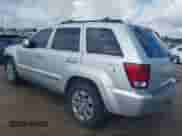 2008 Jeep Grand Cherokee Limited z VIN 1J8HR58228C192147, wystawiony jako IAAI lot #42731947 z przebiegiem 139 742 mil mil oraz . Historia ofert i sprzedaży dostępna na DreamBid. Obrazek 3.