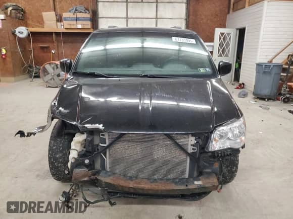 2013 Dodge Grand Caravan R/T with VIN 2C4RDGEGXDR597499, listed as a Copart auction lot 67733995 with 141,304 mi miles and Salvage title. Bid and sale history available at DreamBid. Image 5.