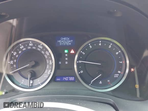 2012 Lexus IS 250 z VIN JTHCF5C24C5058219, wystawiony jako IAAI lot #43208714 z przebiegiem 140 788 mil mil oraz . Historia ofert i sprzedaży dostępna na DreamBid. Obrazek 7.