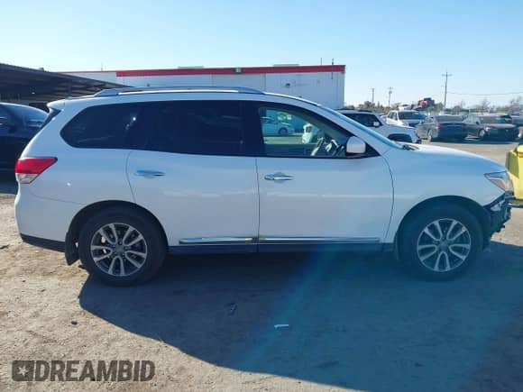 2013 Nissan Pathfinder S with VIN 5N1AR2MM9DC671220, listed as a IAAI auction lot 41419316 with 110,266 mi miles and . Bid and sale history available at DreamBid. Image 14.
