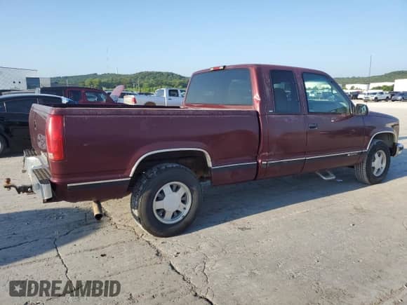 1998 Chevrolet Silverado 1500 z VIN 2GCEC19R9W1100549, wystawiony jako Copart lot #68348755 z przebiegiem 130 135 mil mil oraz Szkoda całkowita • Salvage title. Historia ofert i sprzedaży dostępna na DreamBid. Obrazek 3.