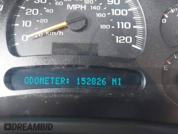 2005 Chevrolet Silverado 1500 Work Truck z VIN 1GCEC14X05Z213527, wystawiony jako IAAI lot #42351246 z przebiegiem 152 826 mil mil oraz . Historia ofert i sprzedaży dostępna na DreamBid. Obrazek 7.