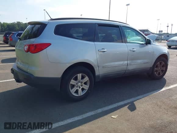 2009 Chevrolet Traverse 2LT with VIN 1GNER23D19S169233, listed as a IAAI auction lot 42765647 with 103,980 mi miles and . Bid and sale history available at DreamBid. Image 4.